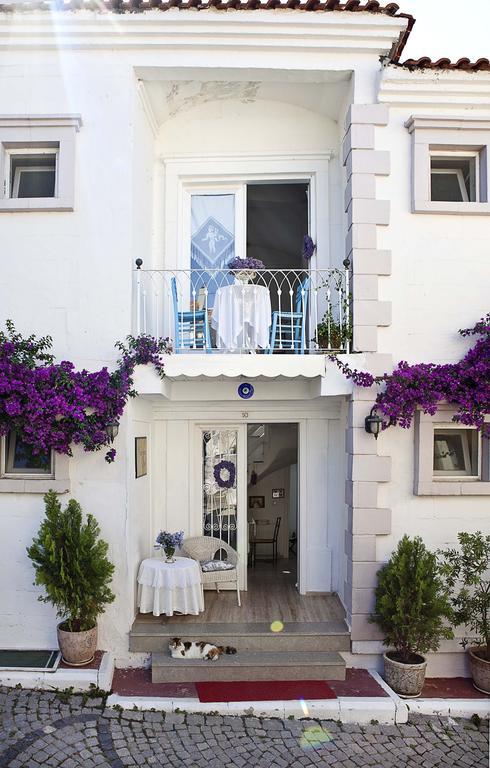 Moshinos Hotel Ayvalik Exterior photo