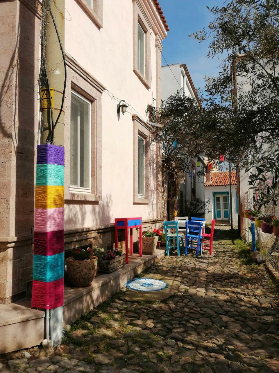 Moshinos Hotel Ayvalik Exterior photo